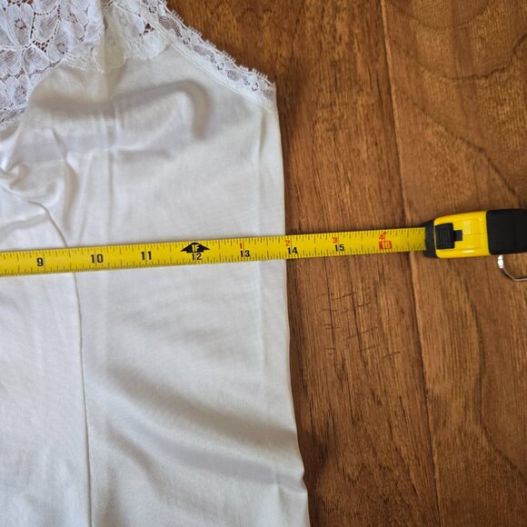 Montgmery Ward Chemise Nightgown Size 10/32 White Nylon Lace Trim Size XS/S - Picture 4 of 8